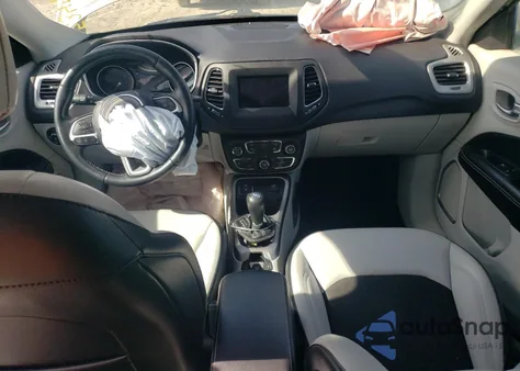 2020 Jeep Compass Latitude из США, поврежденный, VIN 3C4NJCBB1LT224419